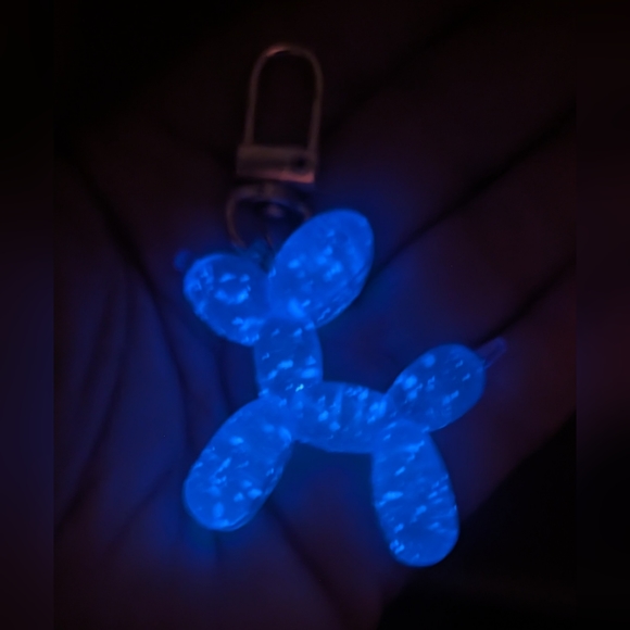 Luminous Translucent Balloon Dog Purse/Backpack Charm - Picture 2 of 2
